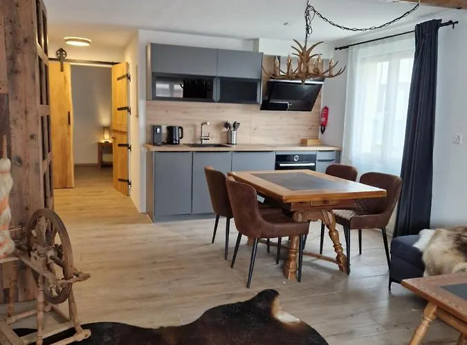 Fewo's Und Apartment's Schoeneck Lägenhet Davos