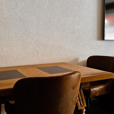 Fewo's Und Apartment's Schoeneck דאבוס